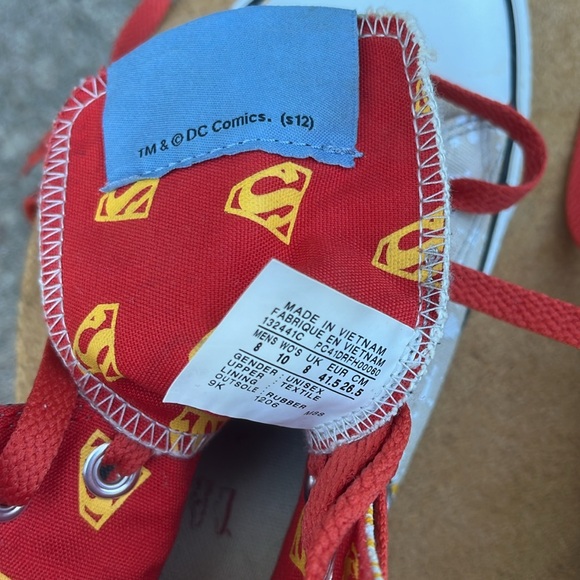 Superman converse excellent condition size 8 men’s - Picture 5 of 5